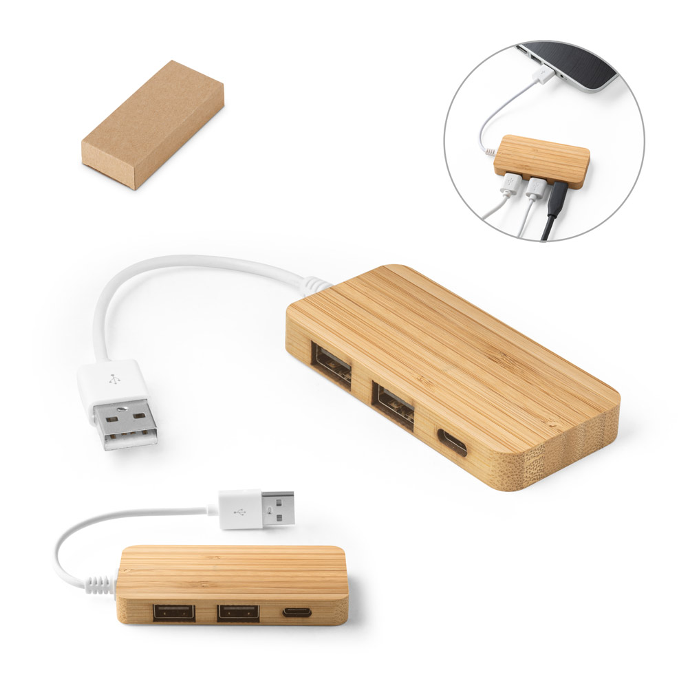 MOSER. HUB with 2 USB-A and 1 USB-C ports in bamboo