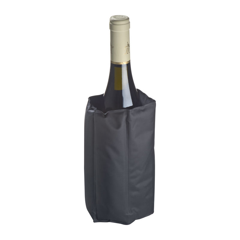 Bottle cooler with cooling pads