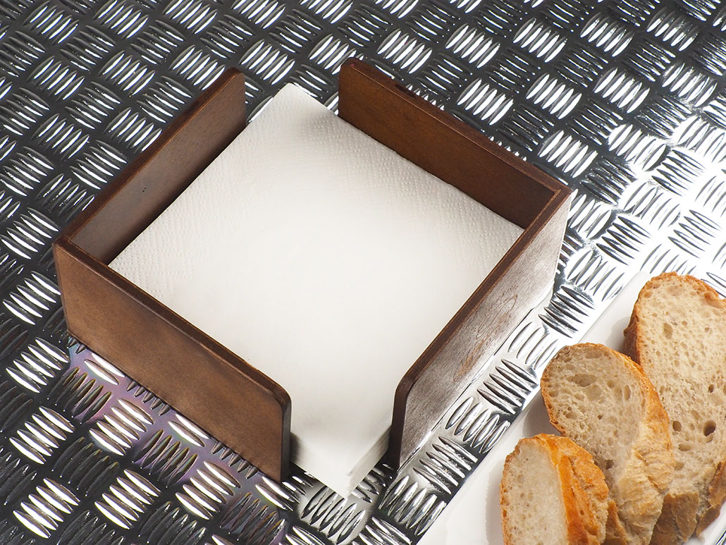 Napkin box